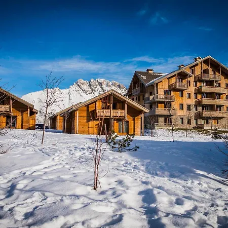 Apartment Duplex 3 Pieces Avec Piscine Chauffee A 300m Des Pistes - - Fr-1-504-457