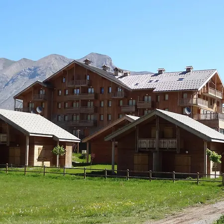 Duplex 3 Pieces Avec Piscine Chauffee A 300m Des Pistes - - Fr-1-504-457 Apartment